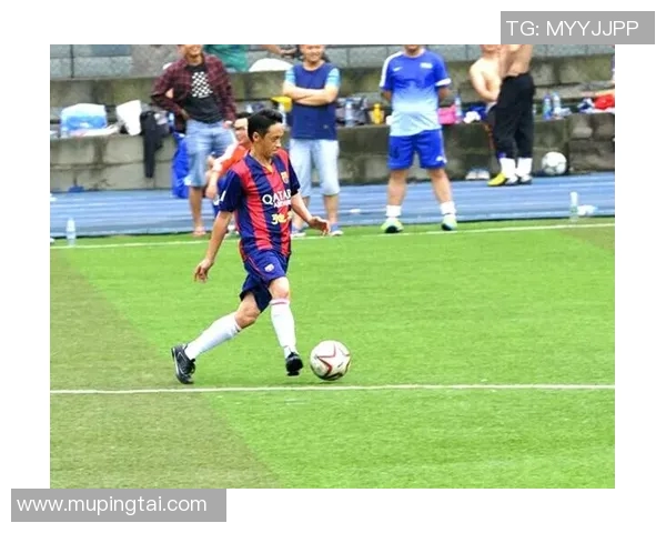 轻松模仿足球明星拍照的软件助你成为球场焦点与偶像同框留影